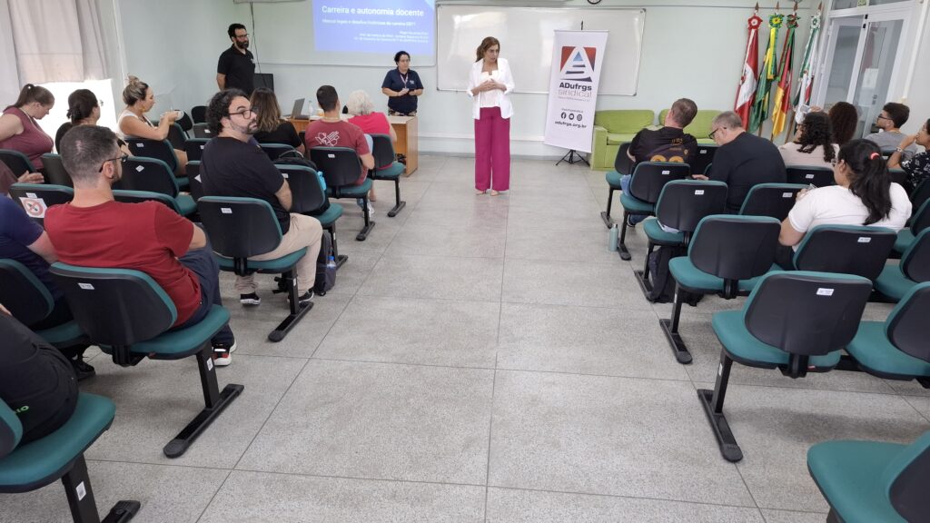 ADUFRGS Com Você visita o IFRS Campus Rolante - ADUFRGS